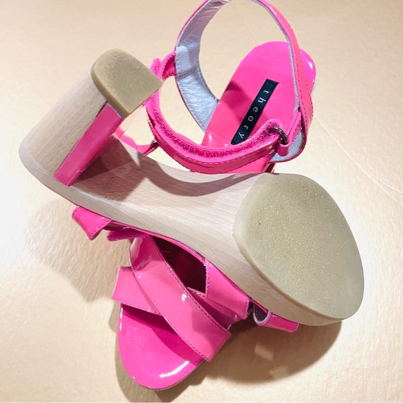 Theory Bubblegum Pink Patent Leather Platform Block Heel Women’s 36.5 - Picture 6 of 8